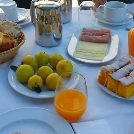 Bed & Breakfast Quinta Da Ermida - Turismo De Habitacao 4*